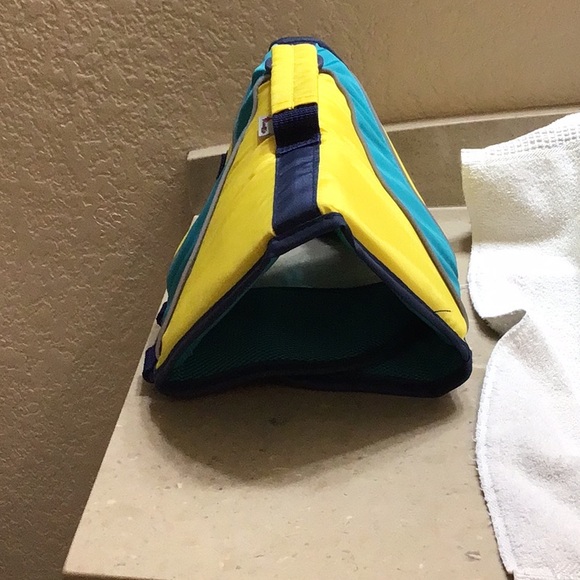 Small Dog Flotation Device - Picture 4 of 10